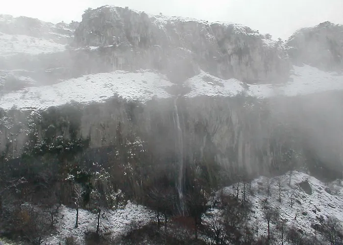 Apartamentos Arredondo شقة *