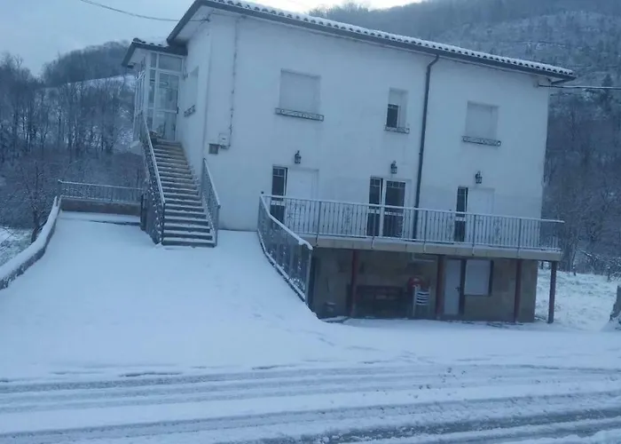 Apartamentos Arredondo شقة *